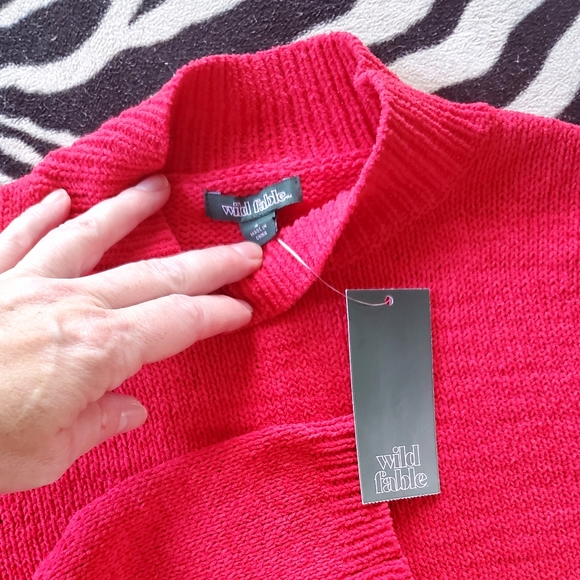 NEW Wild Fable women's red cropped sweater size S - Picture 3 of 7
